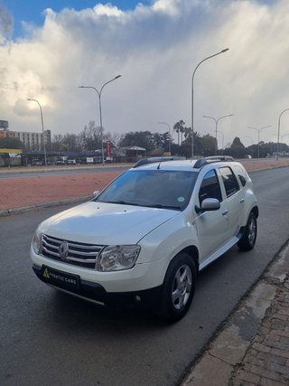 2014 Renault Duster 1.5 dCi Dynamique 4x4 - photo 3