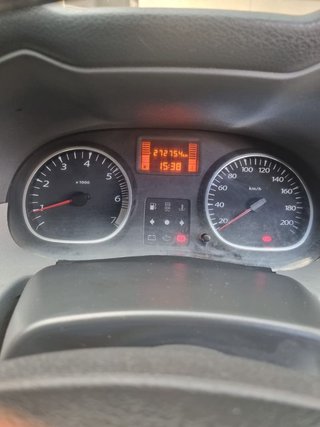2014 Renault Duster 1.5 dCi Dynamique 4x4 - photo 8