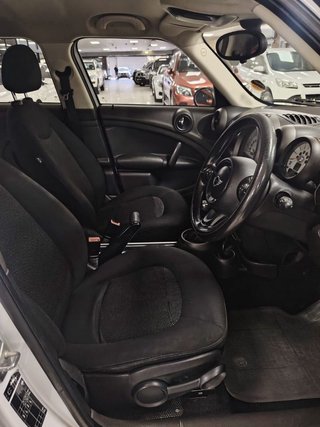 2011 MINI Countryman Cooper - photo 2