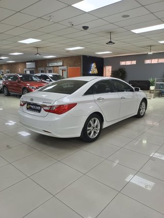 2012 Hyundai Sonata 2.4 GLS | Premium Auto - photo 5