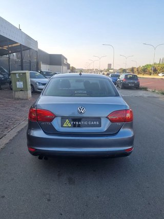 2011 Volkswagen Jetta VI 1.4 TSI Trendline - photo 1