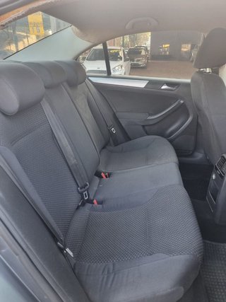 2011 Volkswagen Jetta VI 1.4 TSI Trendline - photo 5