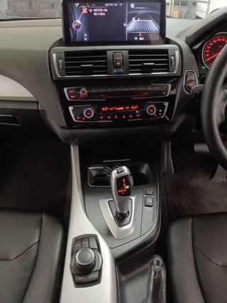 2016 BMW 1 Series 120i 5-dr Auto - photo 6