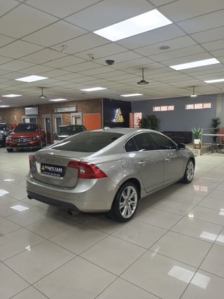 2013 Volvo S60 T5 Excel Auto - photo 1