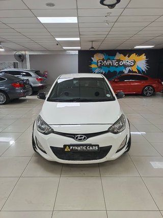 2012 Hyundai i20 1.4 Fluid - photo 2