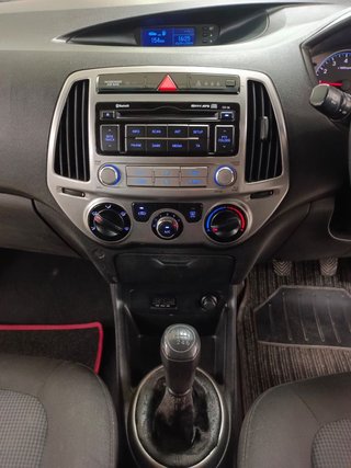 2012 Hyundai i20 1.4 Fluid - photo 5