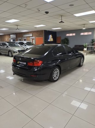 2013 BMW 3 Series 320i Auto - photo 1