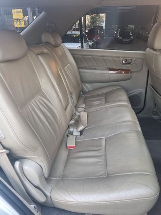 2011 Toyota Fortuner 3.0 D-4D 4x4 - photo 7