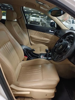 2010 Alfa Romeo 159 3.2 V6 Q4 - photo 2