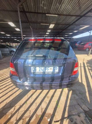 2013 Mercedes-Benz C-Class C 200 BE Estate Elegance - photo 4
