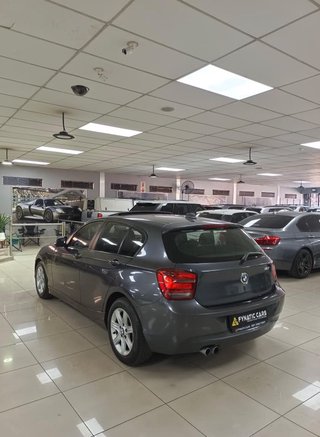 2016 BMW 1 Series 120i 5-dr Urban Line Auto - photo 4