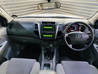 2009 Toyota Hilux 2.5 D-4D RAIDER R/B P/U D/C - photo 6