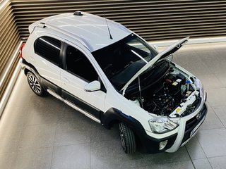 2020 Toyota Etios CROSS 1.5 Xs 5Dr - photo 4