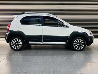 2020 Toyota Etios CROSS 1.5 Xs 5Dr - photo 1