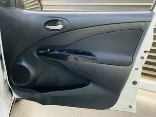 2020 Toyota Etios CROSS 1.5 Xs 5Dr - photo 2