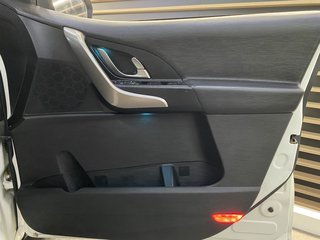 2020 Mahindra Xuv 500 2.2D MHAWK A/T (W6) 7 SEAT - photo 3