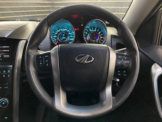 2020 Mahindra Xuv 500 2.2D MHAWK A/T (W6) 7 SEAT - photo 11