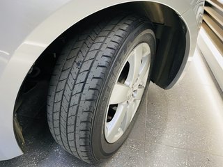 2009 Suzuki Swift 1.5 GLS - photo 5