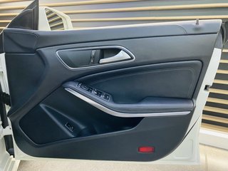 2015 Mercedes-Benz CLA CLA200 - photo 2