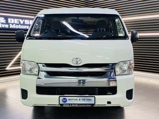 2018 Toyota Quantum 2.7 10 SEAT - photo 2