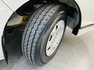 2018 Toyota Quantum 2.7 10 SEAT - photo 4