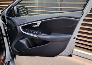 2012 Volvo V40 T3 ESSENTIAL - photo 7