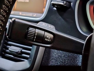2012 Volvo V40 T3 ESSENTIAL - photo 6