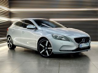 2012 Volvo V40 T3 ESSENTIAL - photo 16