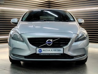 2012 Volvo V40 T3 ESSENTIAL - photo 19