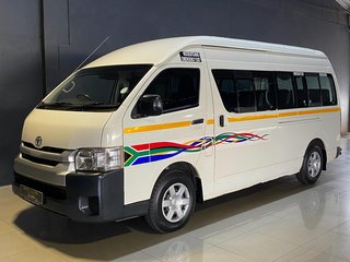 2021 Toyota HiAce - photo 1