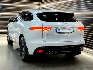 2017 Jaguar F-Pace 2.0 i4D AWD R-SPORT - photo 3