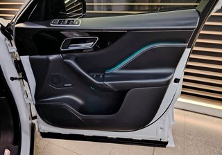 2017 Jaguar F-Pace 2.0 i4D AWD R-SPORT - photo 8