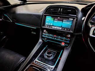 2017 Jaguar F-Pace 2.0 i4D AWD R-SPORT - photo 3