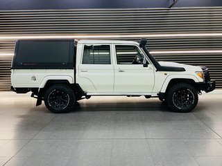 2022 Toyota Land Cruiser LAND CRUISER 79 4.5D 70TH ED P/U D/C - photo 1