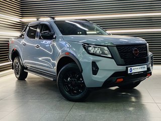 2026 Nissan Navara 2.5DDTI PRO-2X A/T D/C P/U - photo 3