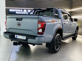 2026 Nissan Navara 2.5DDTI PRO-2X A/T D/C P/U - photo 10