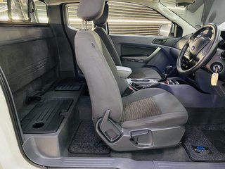 2015 Ford Ranger 3.2TDCi XLS 4X4 A/T P/U SUP/CAB - photo 14