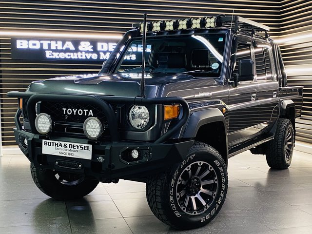 Toyota Land Cruiser Used vehicle for sale