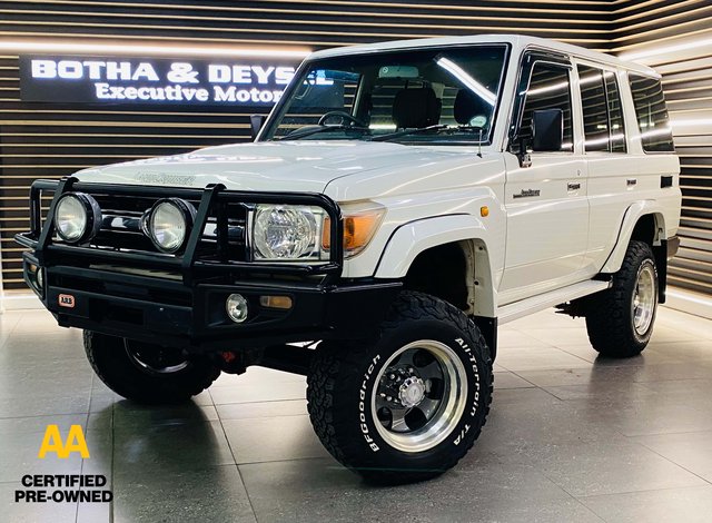 Toyota Land Cruiser Used vehicle for sale