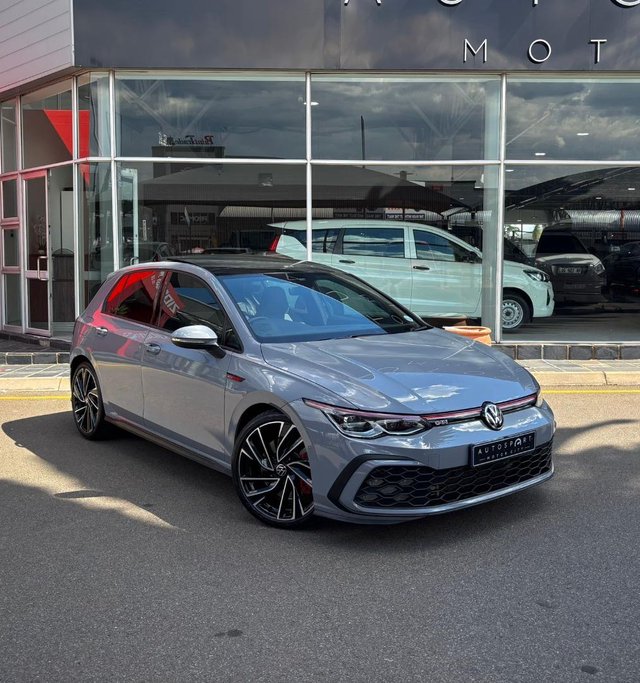 Volkswagen Golf Used vehicle for sale